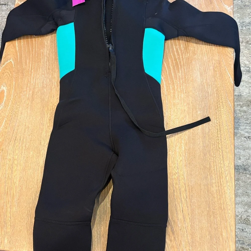Avenger Kids One-Piece Swim Wetsuit in Black and Teal